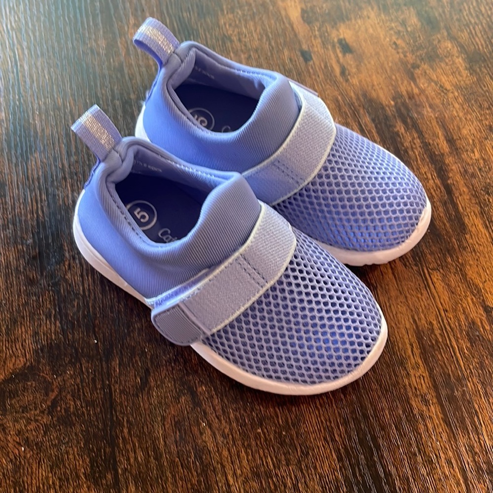 Cat & Jack Water shoes